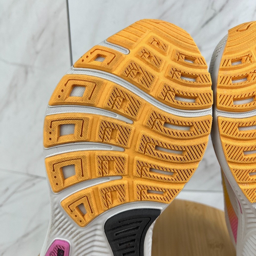 Brooks Ghost 17 Womens Size 9 2E X-WIDE Oyster Apricot Running Shoes 1204312E070 - Picture 7 of 12